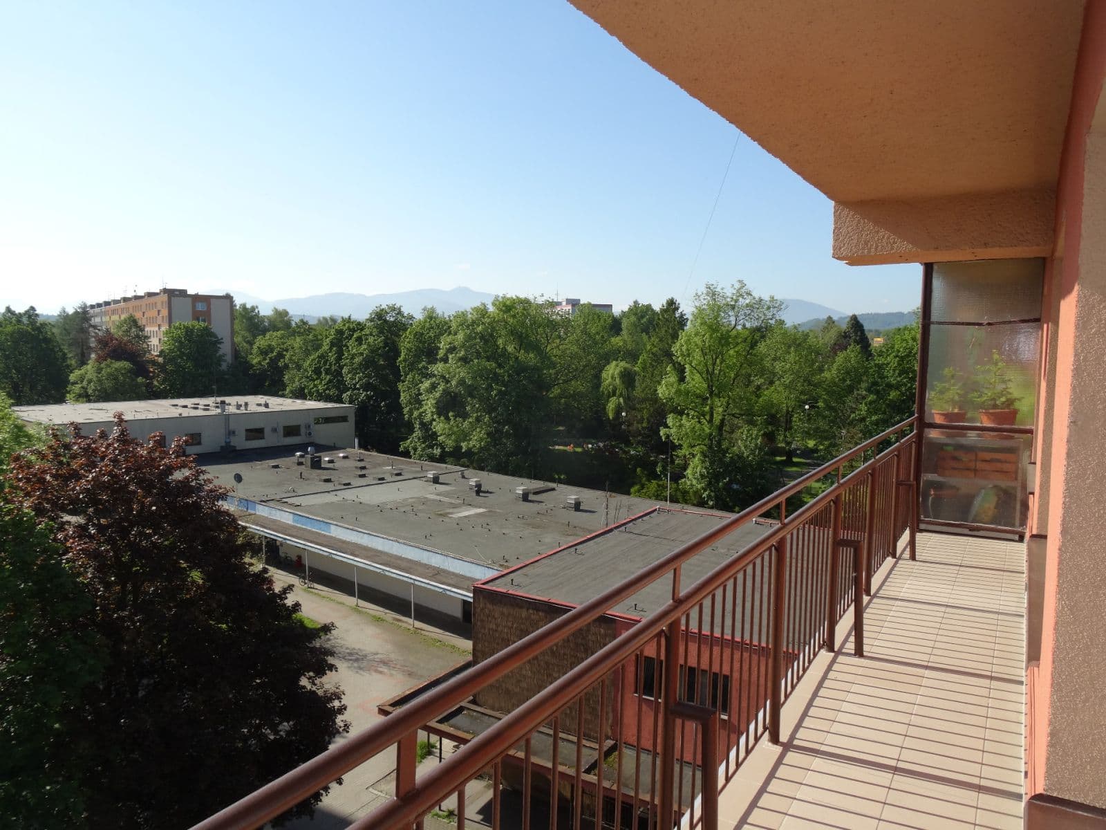 Predaj bytu 3-izbový 57 m², Josefa Suka, Frýdek-Místek, Moravskoslezský kraj Predaj bytu 3-izbový 57 m², Josefa Suka, Frýdek-Místek, Moravskoslezský kraj