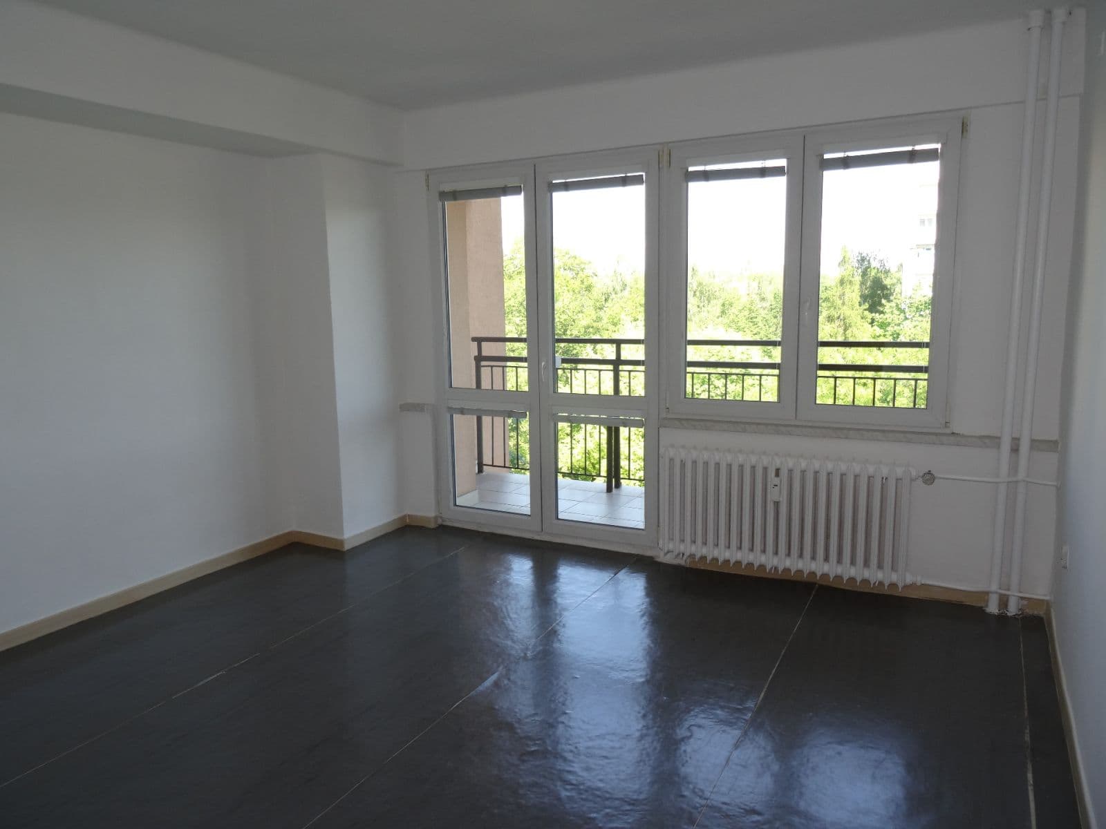 Predaj bytu 3-izbový 57 m², Josefa Suka, Frýdek-Místek, Moravskoslezský kraj Predaj bytu 3-izbový 57 m², Josefa Suka, Frýdek-Místek, Moravskoslezský kraj