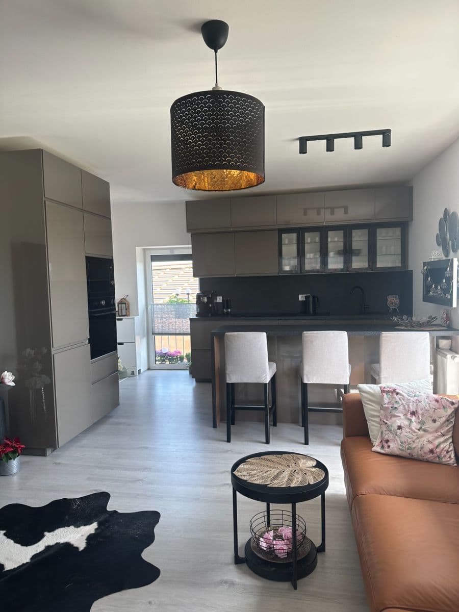 Predaj bytu 2-izbový 63 m², Zahradní, Stochov, Středočeský kraj Predaj bytu 2-izbový 63 m², Zahradní, Stochov, Středočeský kraj