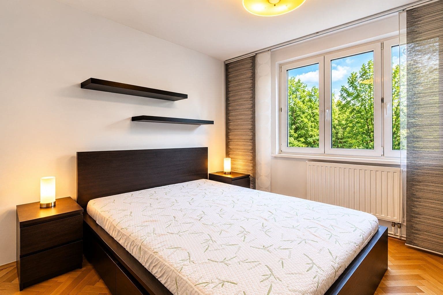 Prenájom bytu 2-izbový 55 m², Nučická, Praha, Praha Prenájom bytu 2-izbový 55 m², Nučická, Praha, Praha