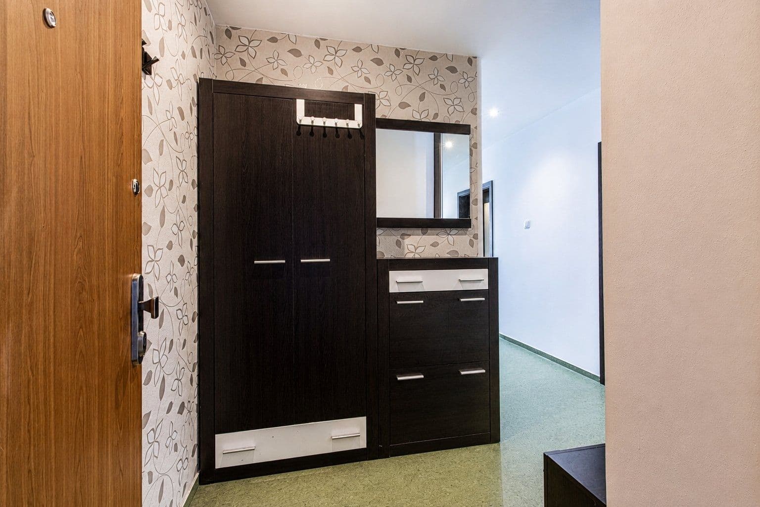 Prenájom bytu 2-izbový 55 m², Nučická, Praha, Praha Prenájom bytu 2-izbový 55 m², Nučická, Praha, Praha