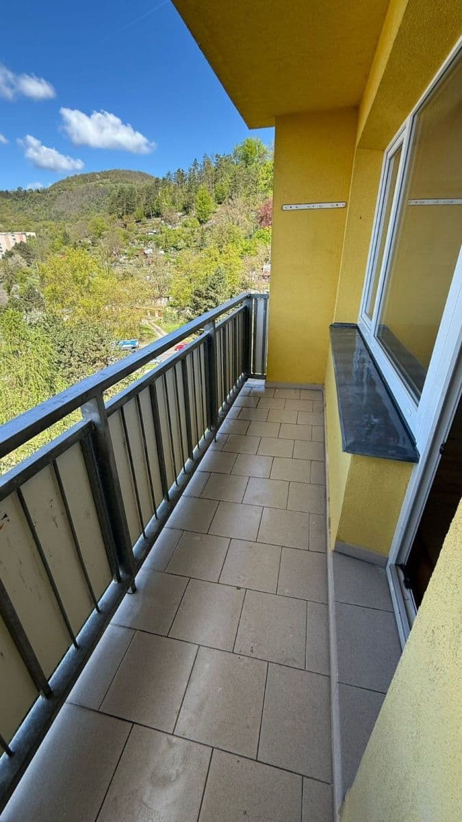 Predaj bytu 3-izbový 74 m², Na Sklípku, Ústí nad Labem, Ústecký kraj Predaj bytu 3-izbový 74 m², Na Sklípku, Ústí nad Labem, Ústecký kraj