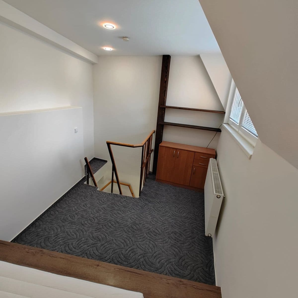 Prenájom bytu 2-izbový 20 m², U Přístavu, Kolín, Středočeský kraj Prenájom bytu 2-izbový 20 m², U Přístavu, Kolín, Středočeský kraj