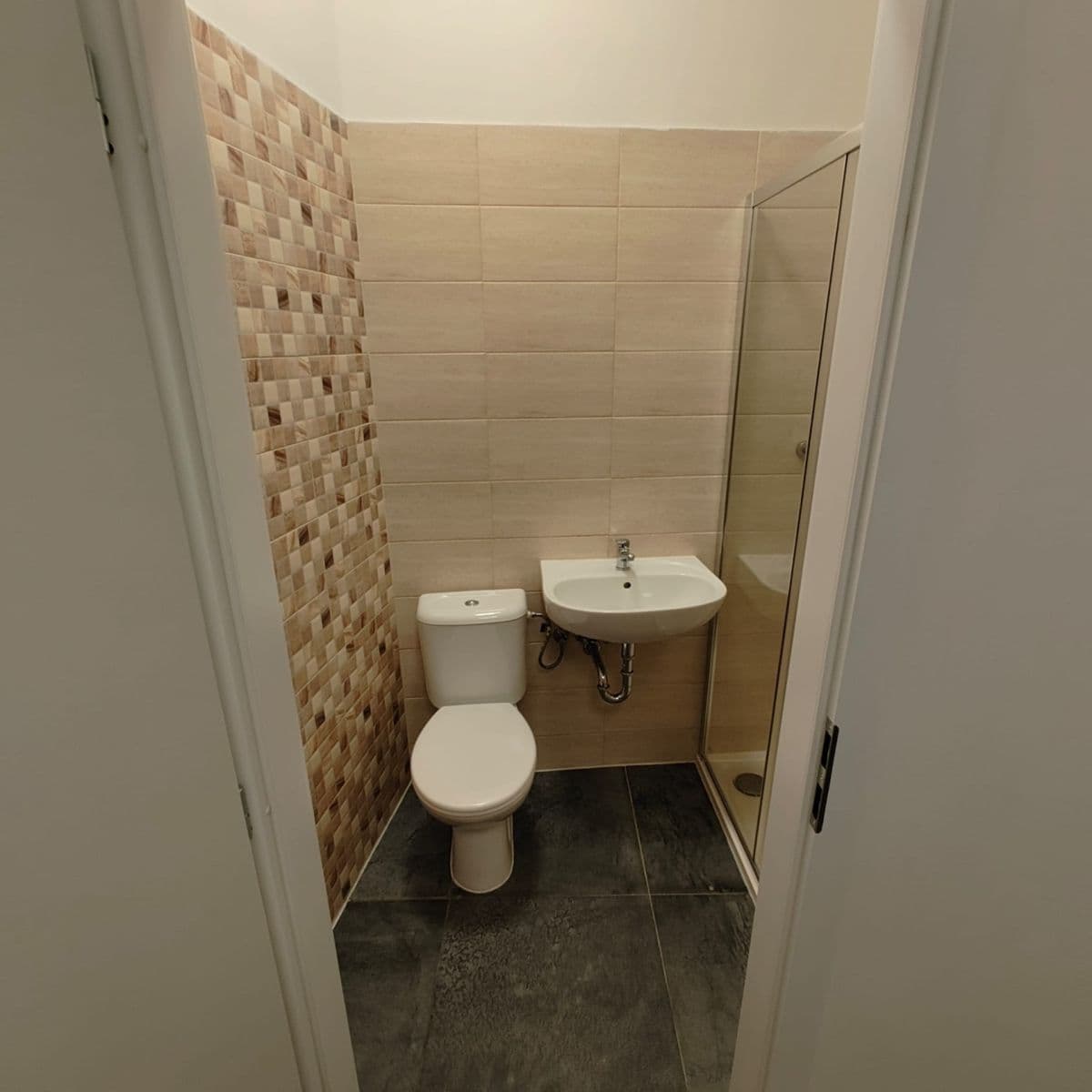 Prenájom bytu 2-izbový 20 m², U Přístavu, Kolín, Středočeský kraj Prenájom bytu 2-izbový 20 m², U Přístavu, Kolín, Středočeský kraj