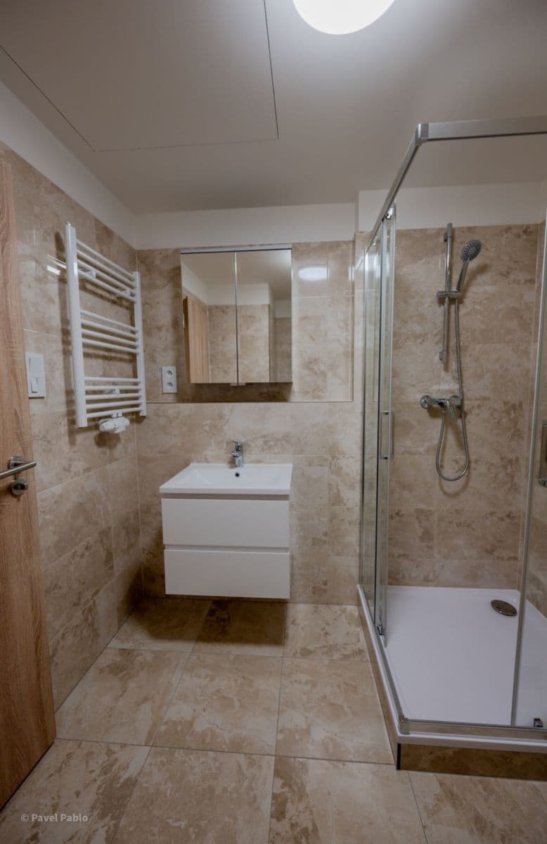 Prenájom bytu 2-izbový 60 m², Strančická, Praha, Praha Prenájom bytu 2-izbový 60 m², Strančická, Praha, Praha