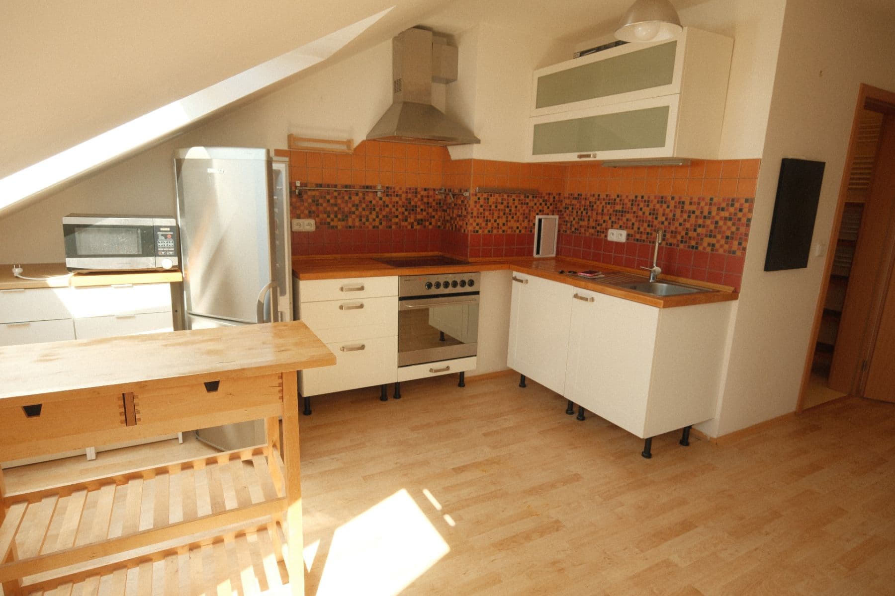 Prenájom bytu 2-izbový 54 m², Ponětovická, Brno, Jihomoravský kraj Prenájom bytu 2-izbový 54 m², Ponětovická, Brno, Jihomoravský kraj