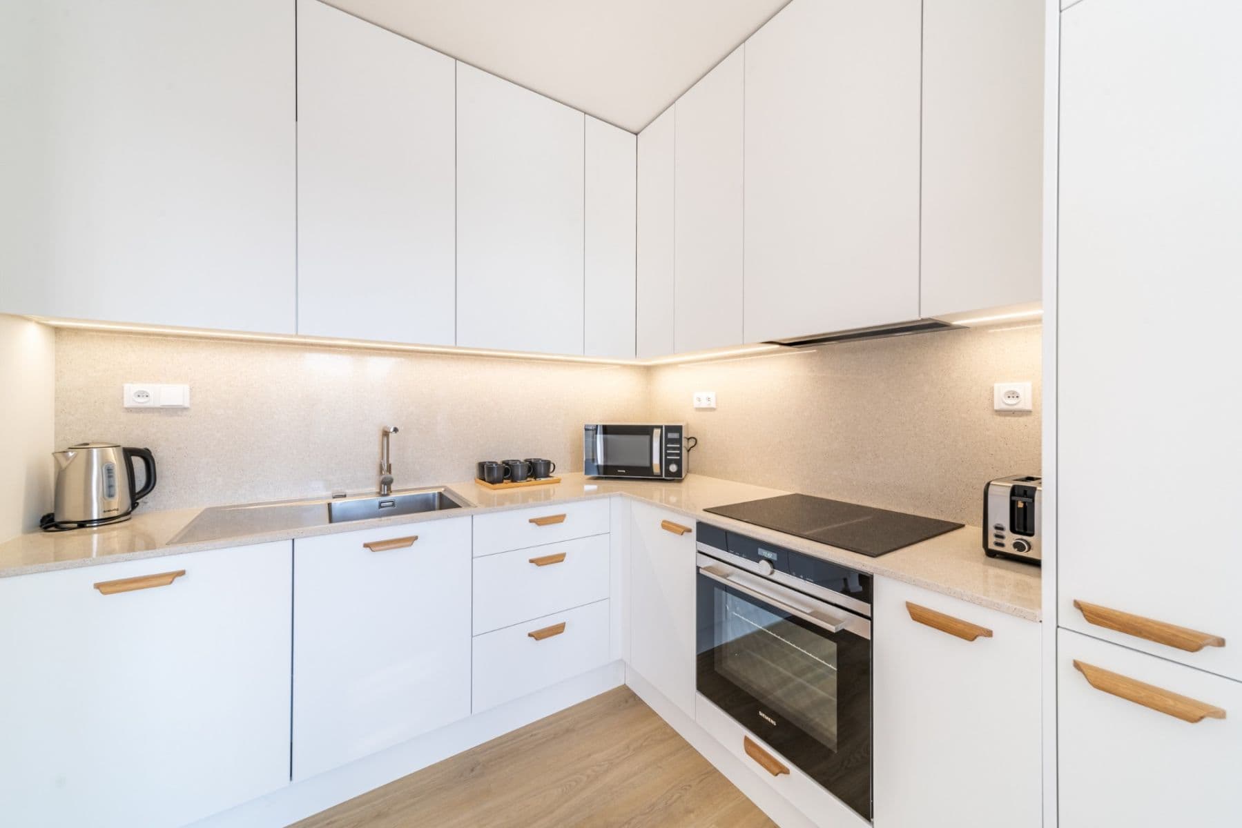 Prenájom bytu 3-izbový 65 m², U Pergamenky, Praha, Praha Prenájom bytu 3-izbový 65 m², U Pergamenky, Praha, Praha