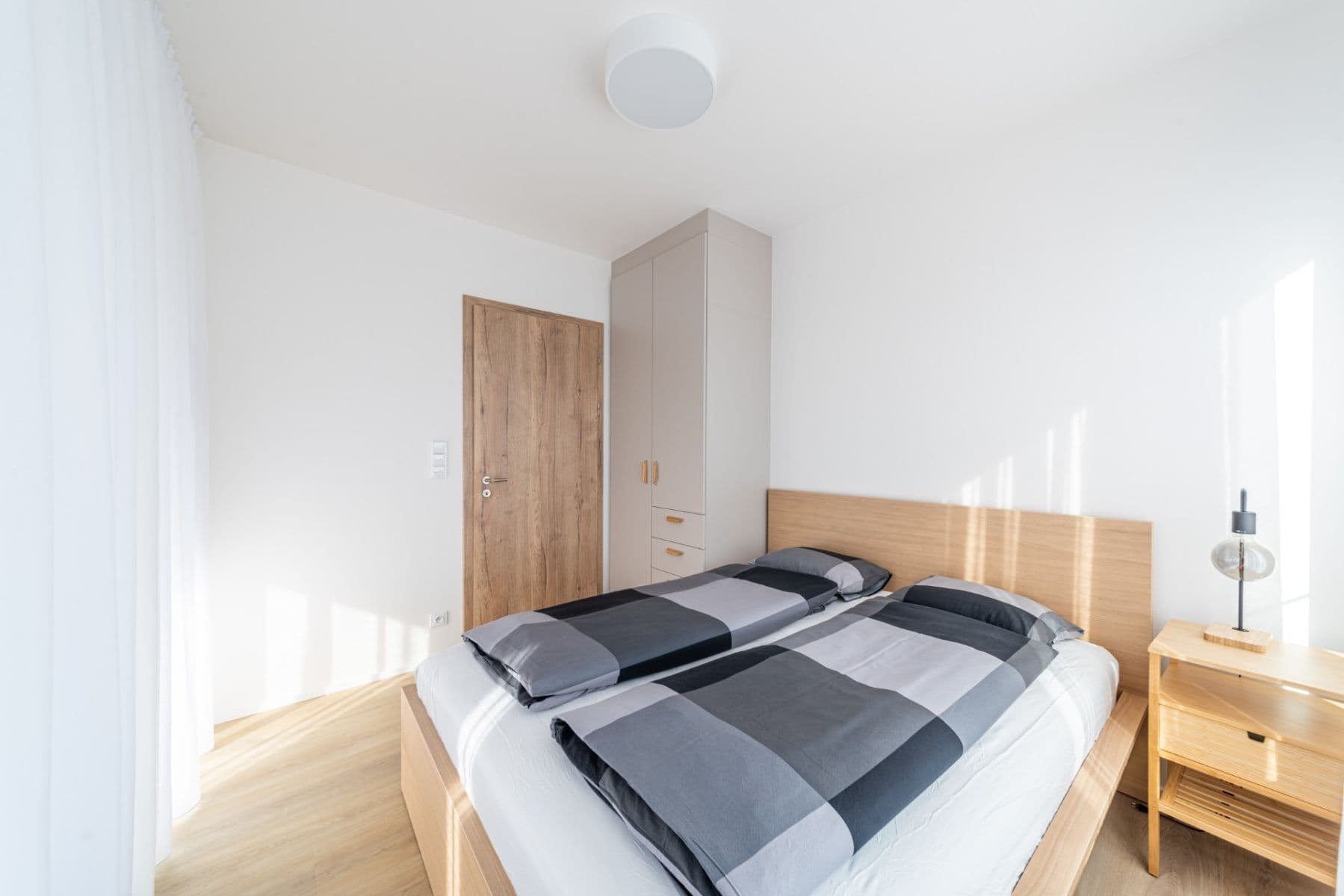 Prenájom bytu 3-izbový 65 m², U Pergamenky, Praha, Praha Prenájom bytu 3-izbový 65 m², U Pergamenky, Praha, Praha