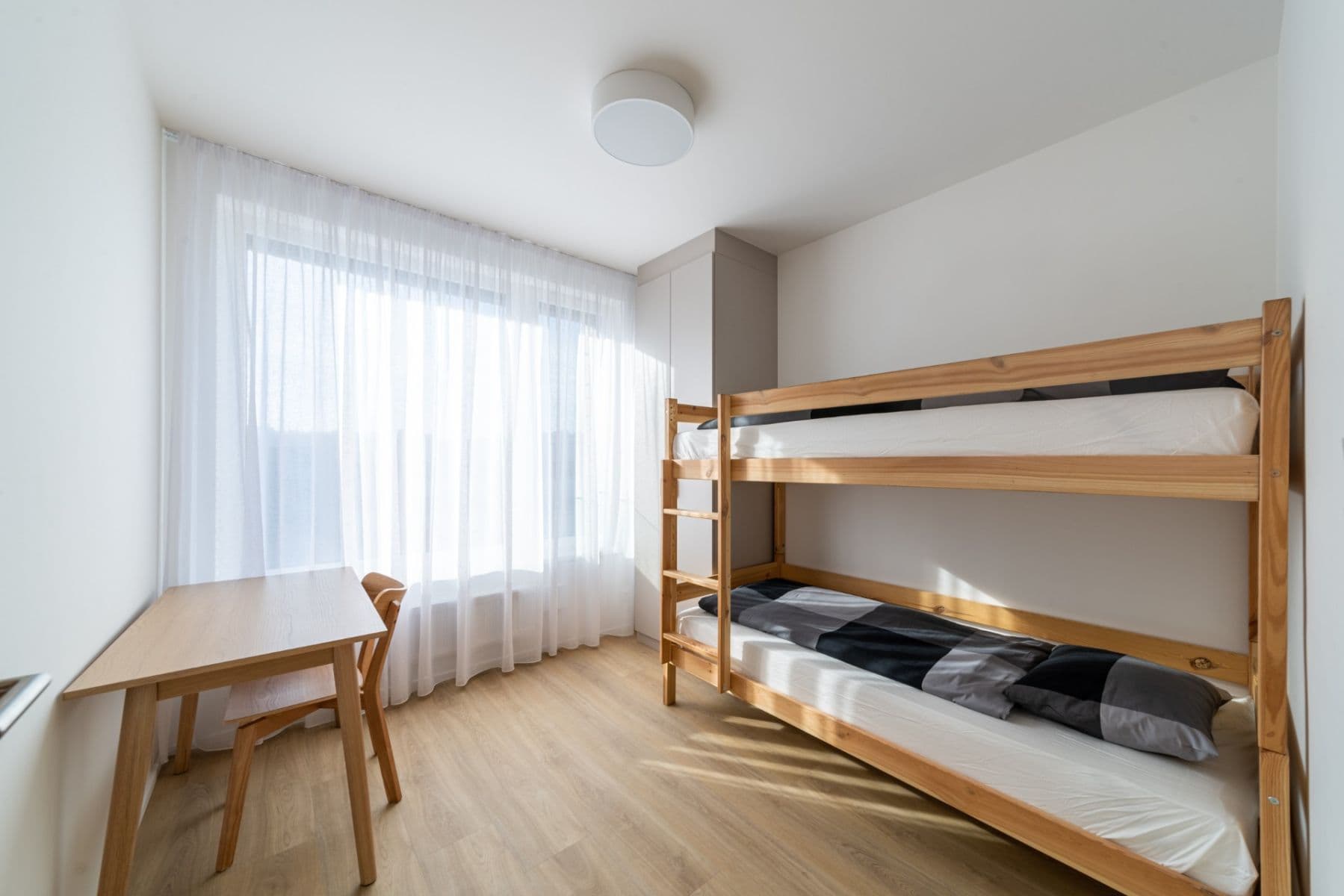 Prenájom bytu 3-izbový 65 m², U Pergamenky, Praha, Praha Prenájom bytu 3-izbový 65 m², U Pergamenky, Praha, Praha