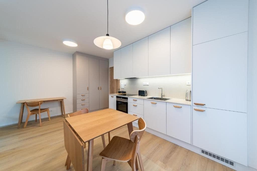 Prenájom bytu 1-izbový 40 m², Vrbenského, Praha, Praha Prenájom bytu 1-izbový 40 m², Vrbenského, Praha, Praha