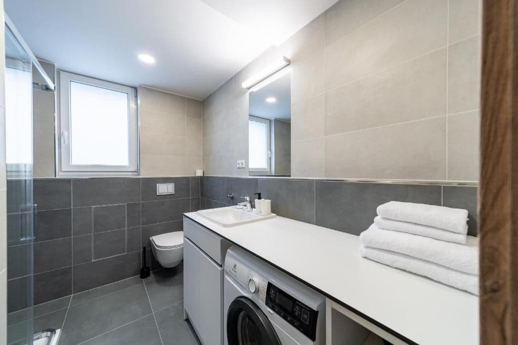 Prenájom bytu 1-izbový 40 m², Vrbenského, Praha, Praha Prenájom bytu 1-izbový 40 m², Vrbenského, Praha, Praha