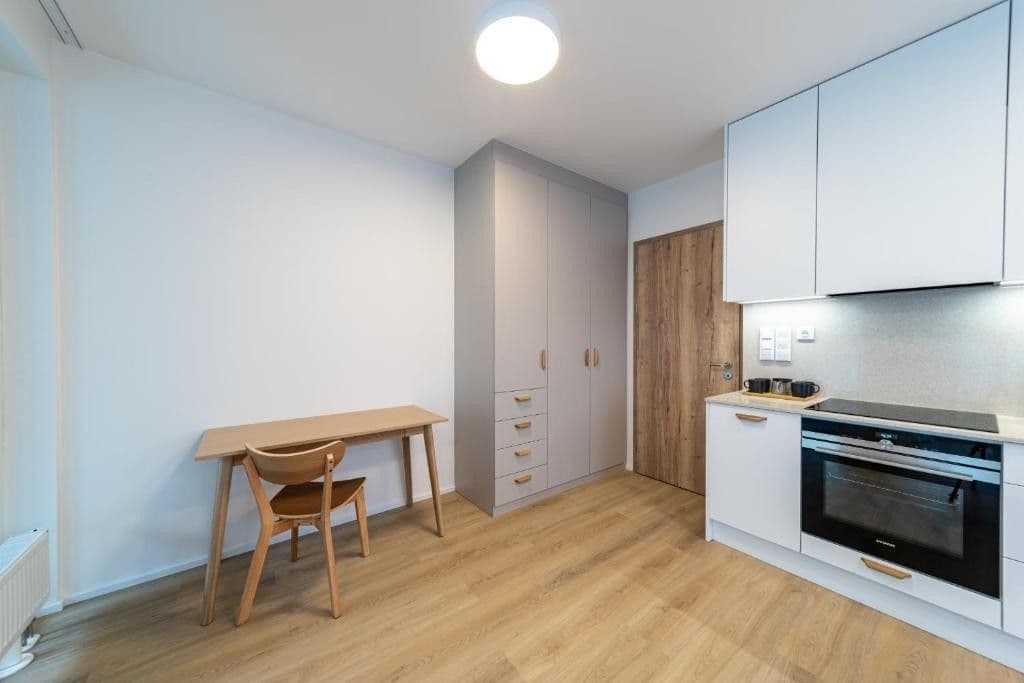 Prenájom bytu 1-izbový 40 m², Vrbenského, Praha, Praha Prenájom bytu 1-izbový 40 m², Vrbenského, Praha, Praha