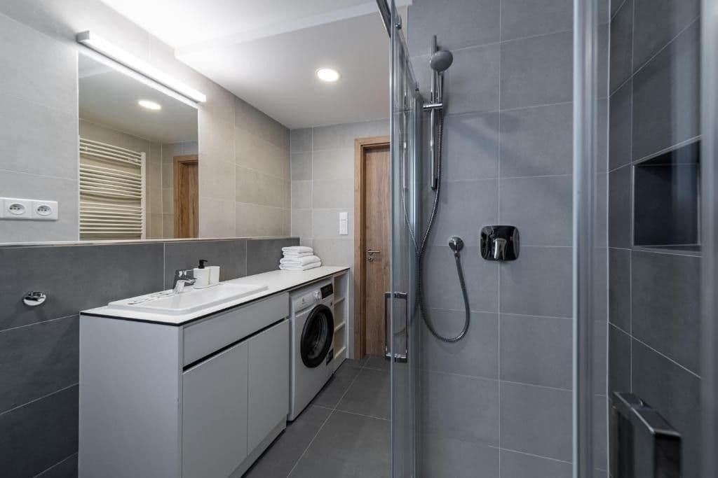 Prenájom bytu 1-izbový 40 m², Vrbenského, Praha, Praha Prenájom bytu 1-izbový 40 m², Vrbenského, Praha, Praha