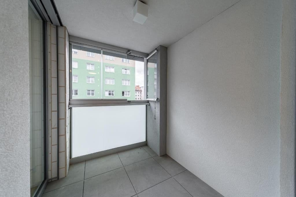 Prenájom bytu 1-izbový 40 m², Vrbenského, Praha, Praha Prenájom bytu 1-izbový 40 m², Vrbenského, Praha, Praha