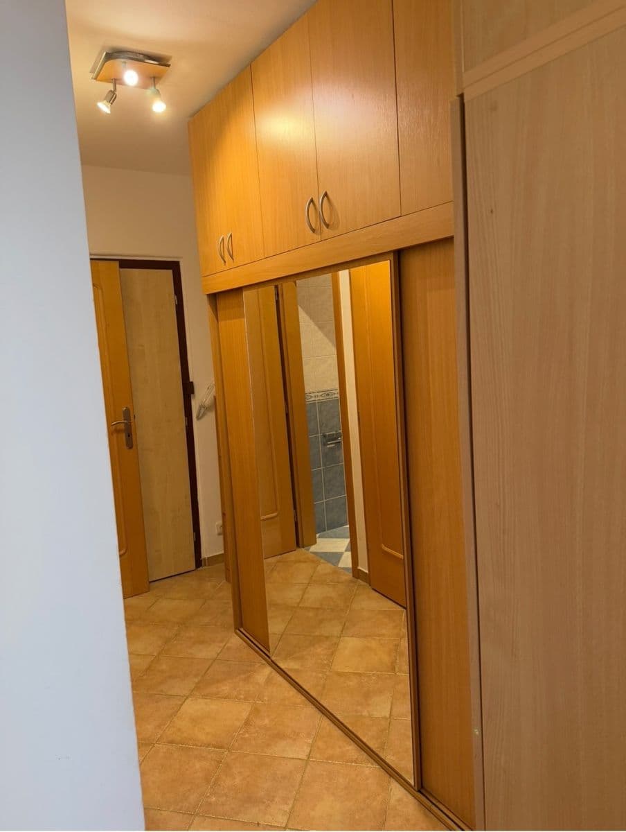 Prenájom bytu 2-izbový 44 m², Na Rovnosti, Praha, Praha Prenájom bytu 2-izbový 44 m², Na Rovnosti, Praha, Praha