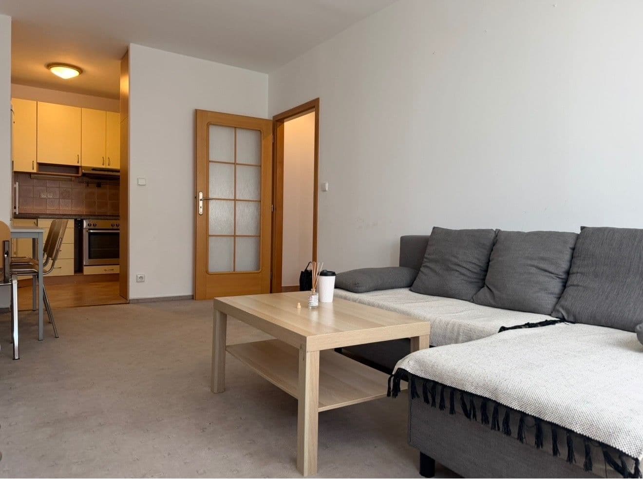 Prenájom bytu 2-izbový 44 m², Na Rovnosti, Praha, Praha Prenájom bytu 2-izbový 44 m², Na Rovnosti, Praha, Praha