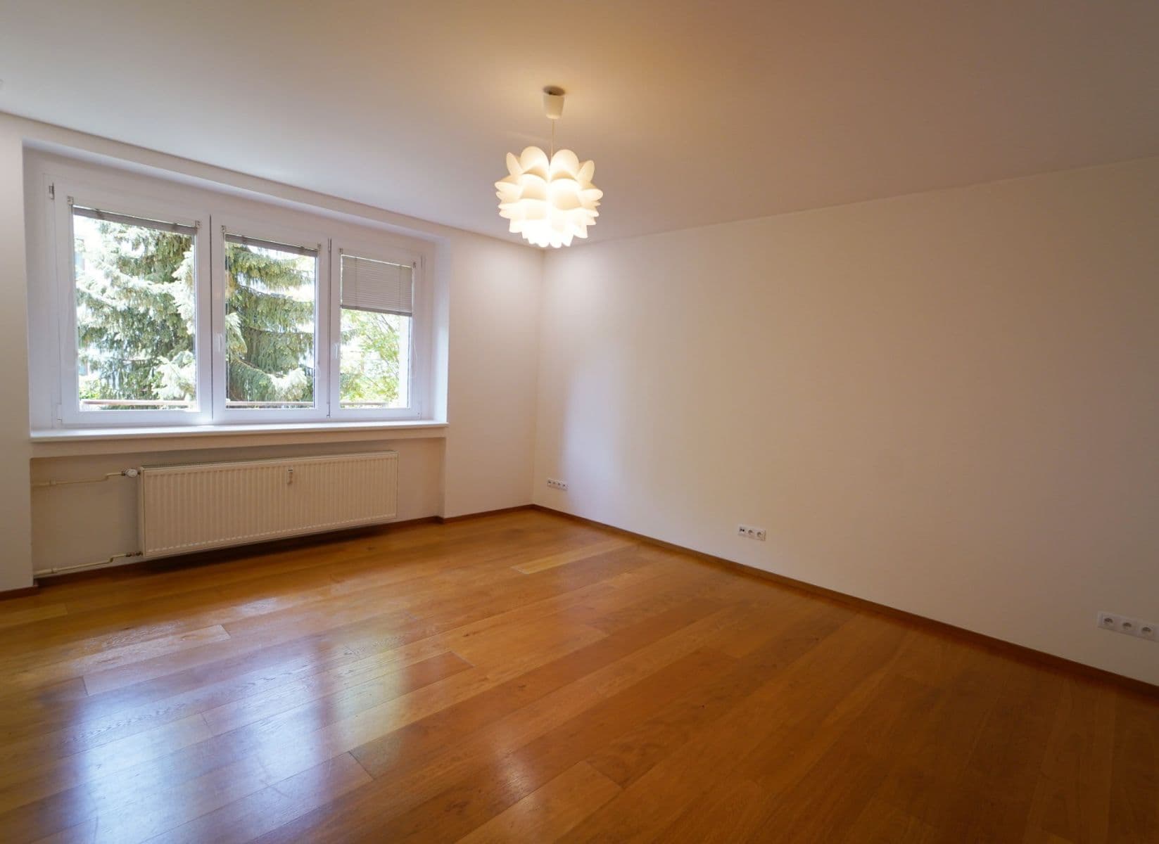 Prenájom bytu 2-izbový 57 m², náměstí Josefa Machka, Praha, Praha Prenájom bytu 2-izbový 57 m², náměstí Josefa Machka, Praha, Praha