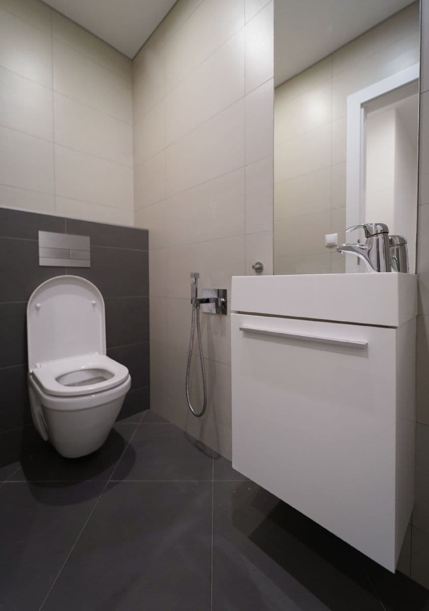 Prenájom bytu 2-izbový 57 m², náměstí Josefa Machka, Praha, Praha Prenájom bytu 2-izbový 57 m², náměstí Josefa Machka, Praha, Praha