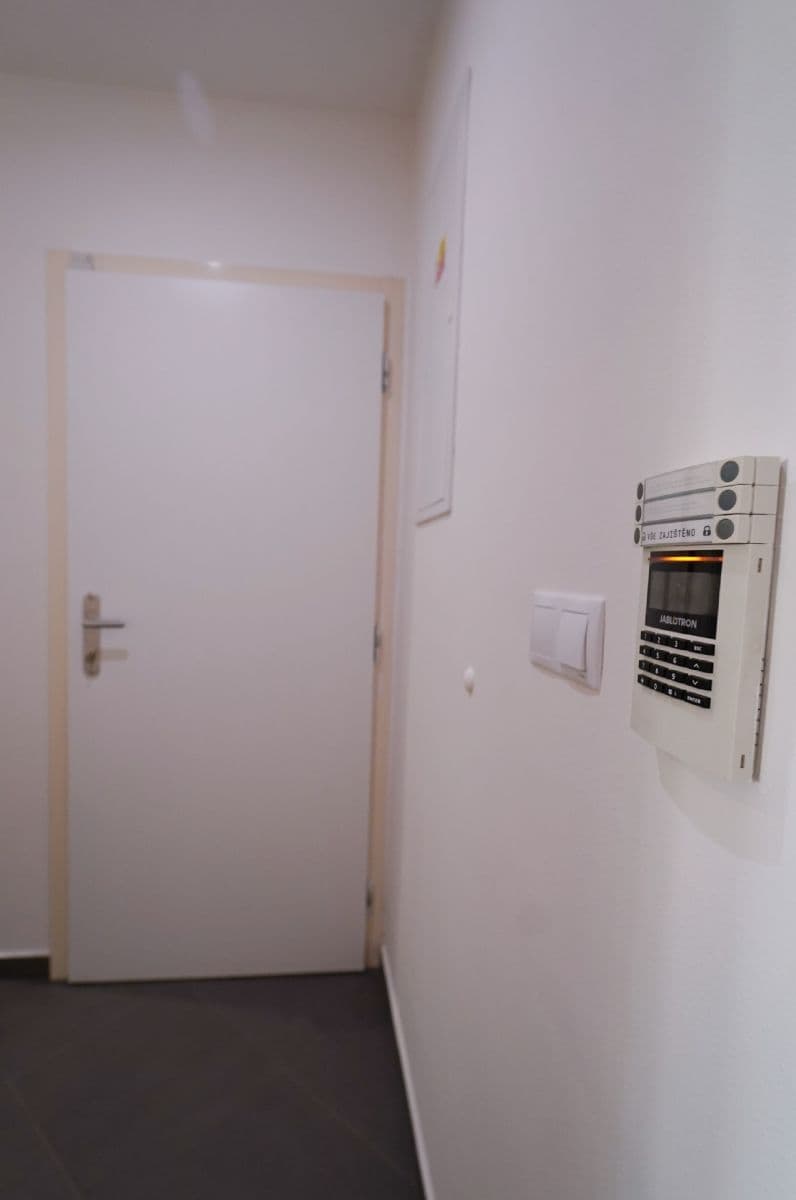 Prenájom bytu 2-izbový 57 m², náměstí Josefa Machka, Praha, Praha Prenájom bytu 2-izbový 57 m², náměstí Josefa Machka, Praha, Praha