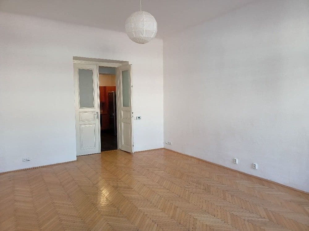 Prenájom bytu 4-izbový 137 m², Křemencova, Praha, Praha Prenájom bytu 4-izbový 137 m², Křemencova, Praha, Praha