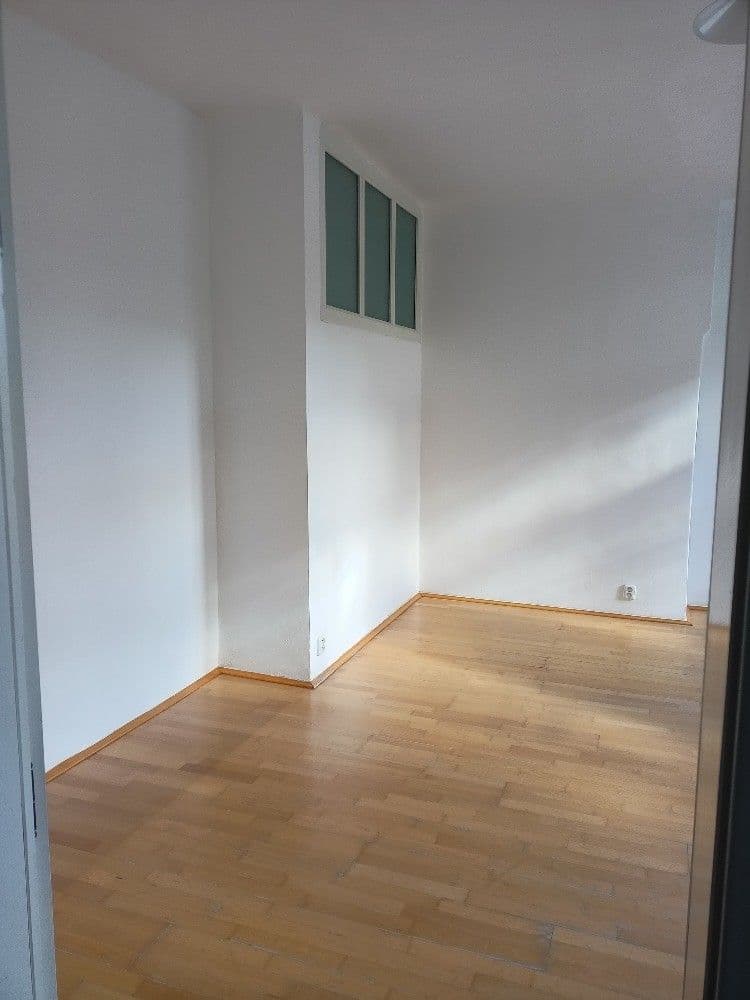 Prenájom bytu 4-izbový 137 m², Křemencova, Praha, Praha Prenájom bytu 4-izbový 137 m², Křemencova, Praha, Praha