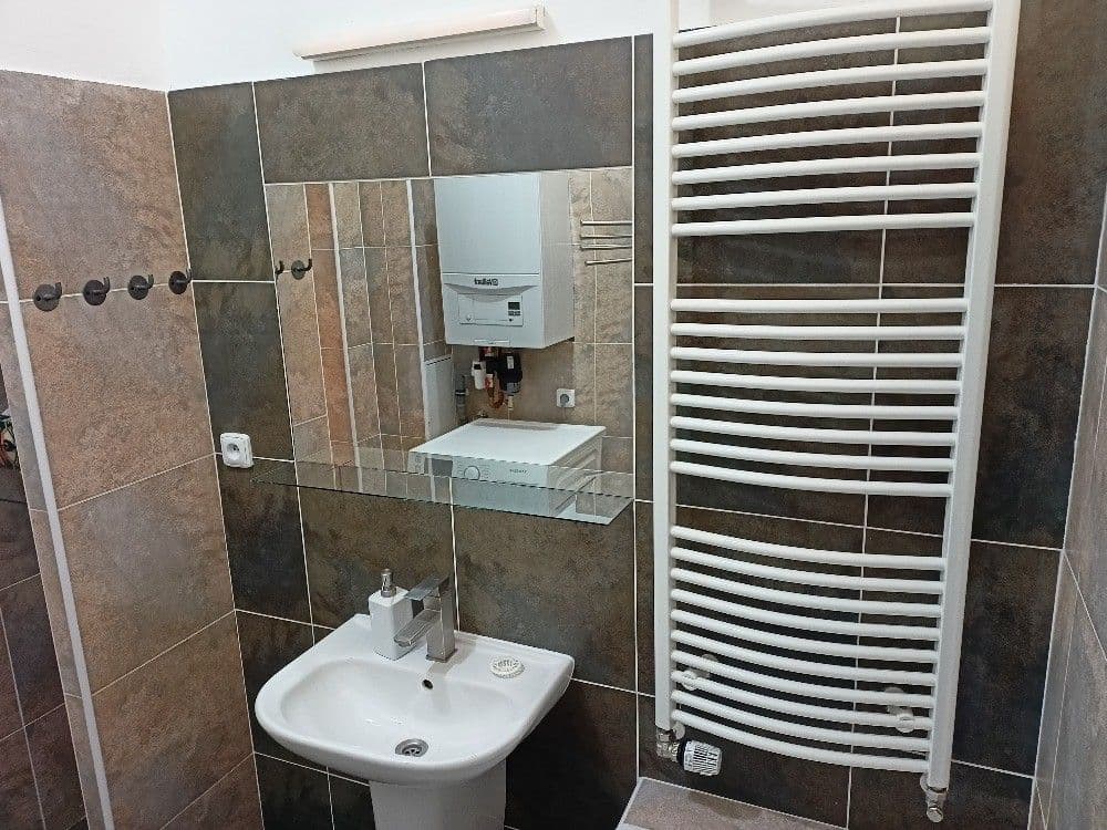 Prenájom bytu 4-izbový 137 m², Křemencova, Praha, Praha Prenájom bytu 4-izbový 137 m², Křemencova, Praha, Praha