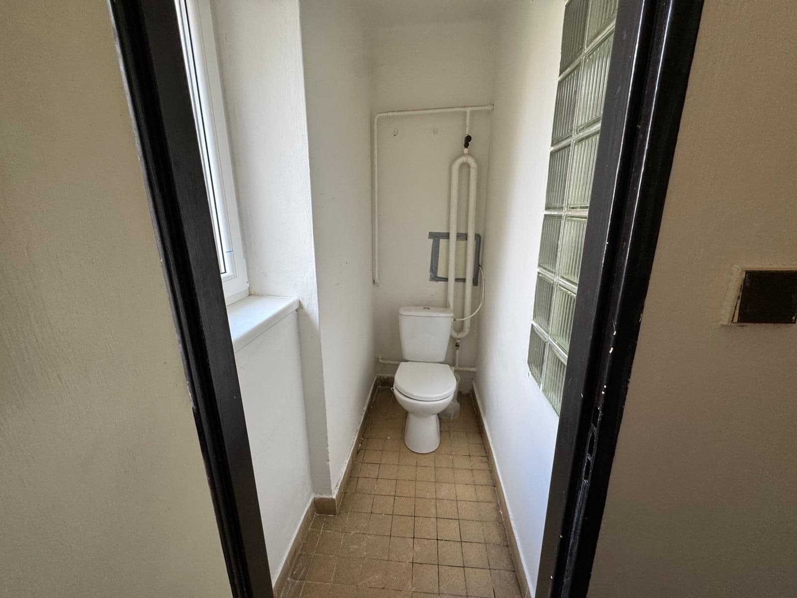 Predaj bytu 2-izbový 66 m², Okružní, Lovosice, Ústecký kraj Predaj bytu 2-izbový 66 m², Okružní, Lovosice, Ústecký kraj
