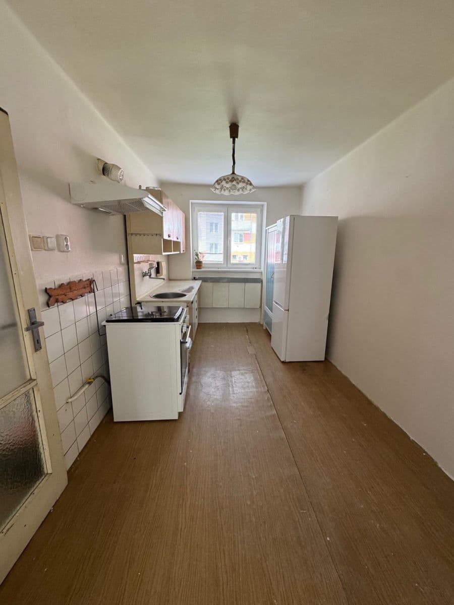 Predaj bytu 2-izbový 66 m², Okružní, Lovosice, Ústecký kraj Predaj bytu 2-izbový 66 m², Okružní, Lovosice, Ústecký kraj