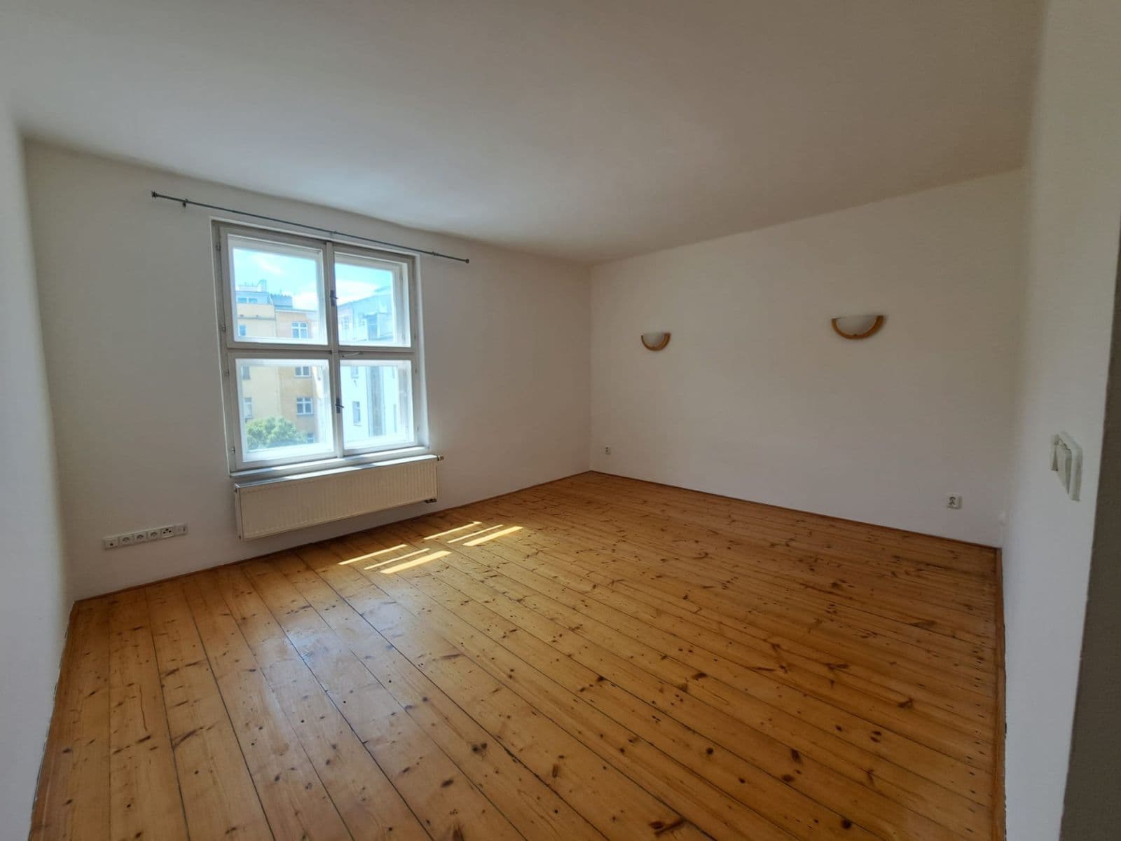 Prenájom bytu 2-izbový 78 m², Nuselská, Praha, Praha Prenájom bytu 2-izbový 78 m², Nuselská, Praha, Praha