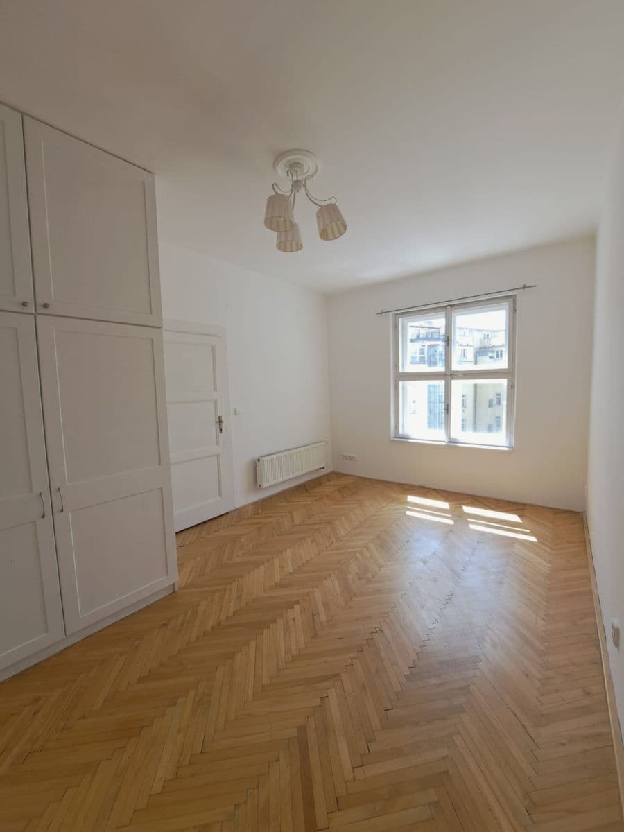 Prenájom bytu 2-izbový 78 m², Nuselská, Praha, Praha Prenájom bytu 2-izbový 78 m², Nuselská, Praha, Praha