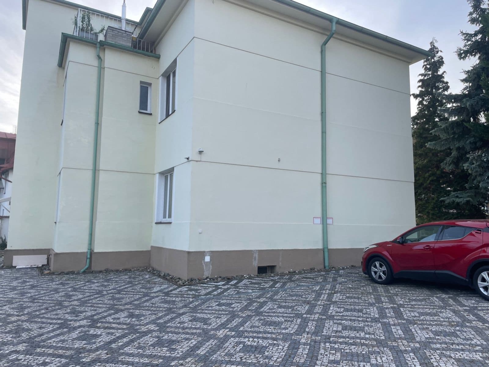 Prenájom nebytového priestoru 70 m², Žitavského, Praha, Praha Prenájom nebytového priestoru 70 m², Žitavského, Praha, Praha