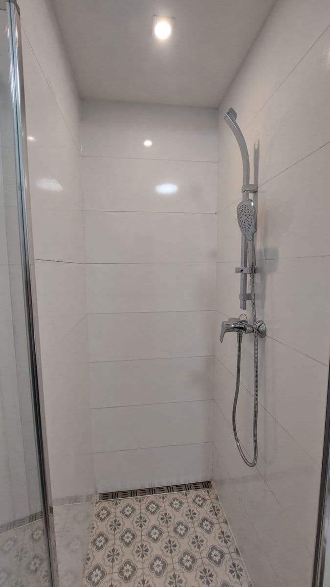 Prenájom bytu 1-izbový 43 m², Na Petřinách, Praha, Praha Prenájom bytu 1-izbový 43 m², Na Petřinách, Praha, Praha
