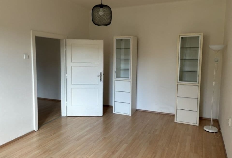 Prenájom bytu 2-izbový 43 m², Francouzská, Brno, Jihomoravský kraj Prenájom bytu 2-izbový 43 m², Francouzská, Brno, Jihomoravský kraj