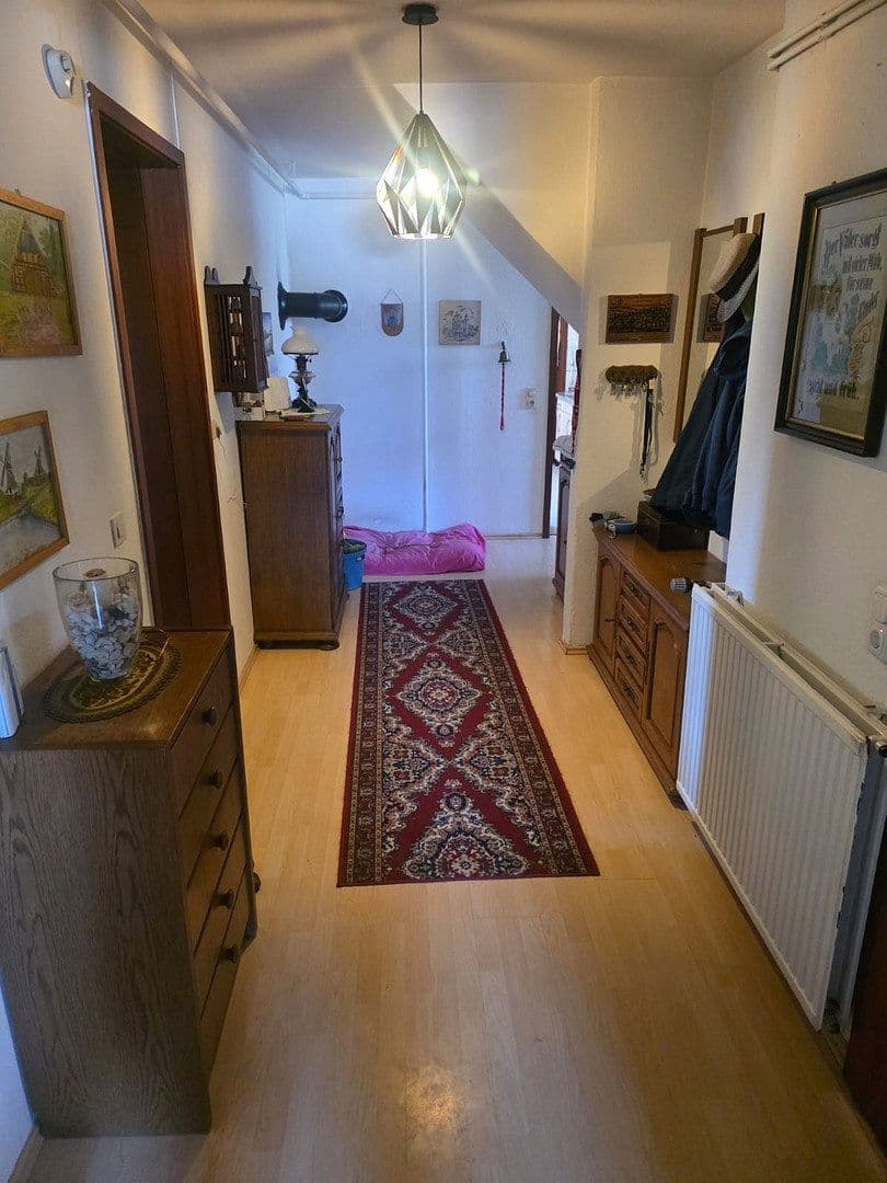 Predaj domu 250 m², pozemek 1.531 m², Berliner Straße 73a, Hann. Münden, Dolné Sasko Predaj domu 250 m², pozemek 1.531 m², Berliner Straße 73a, Hann. Münden, Dolné Sasko