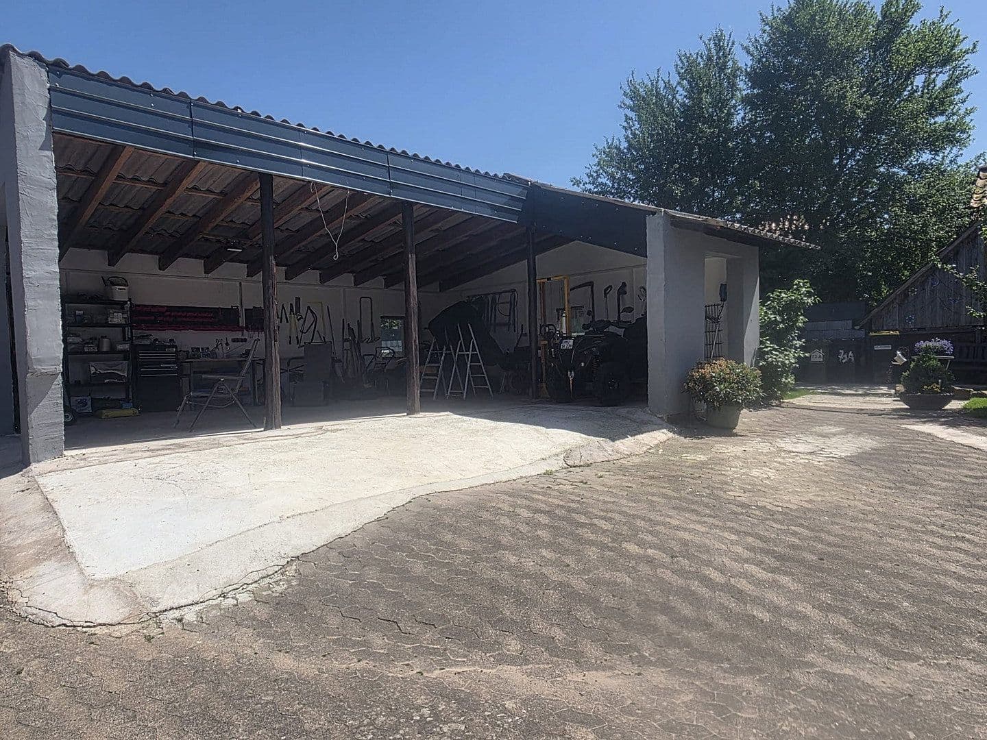Predaj domu 250 m², pozemek 1.531 m², Berliner Straße 73a, Hann. Münden, Dolné Sasko Predaj domu 250 m², pozemek 1.531 m², Berliner Straße 73a, Hann. Münden, Dolné Sasko