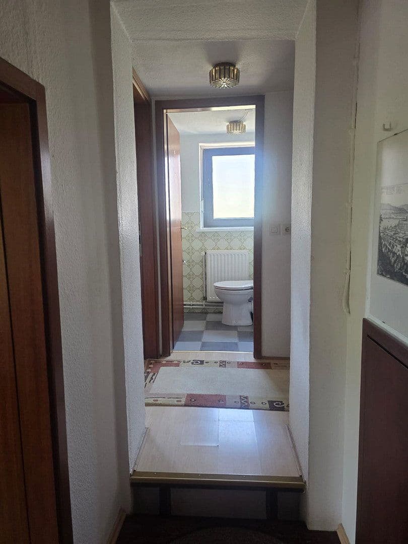 Predaj domu 250 m², pozemek 1.531 m², Berliner Straße 73a, Hann. Münden, Dolné Sasko Predaj domu 250 m², pozemek 1.531 m², Berliner Straße 73a, Hann. Münden, Dolné Sasko