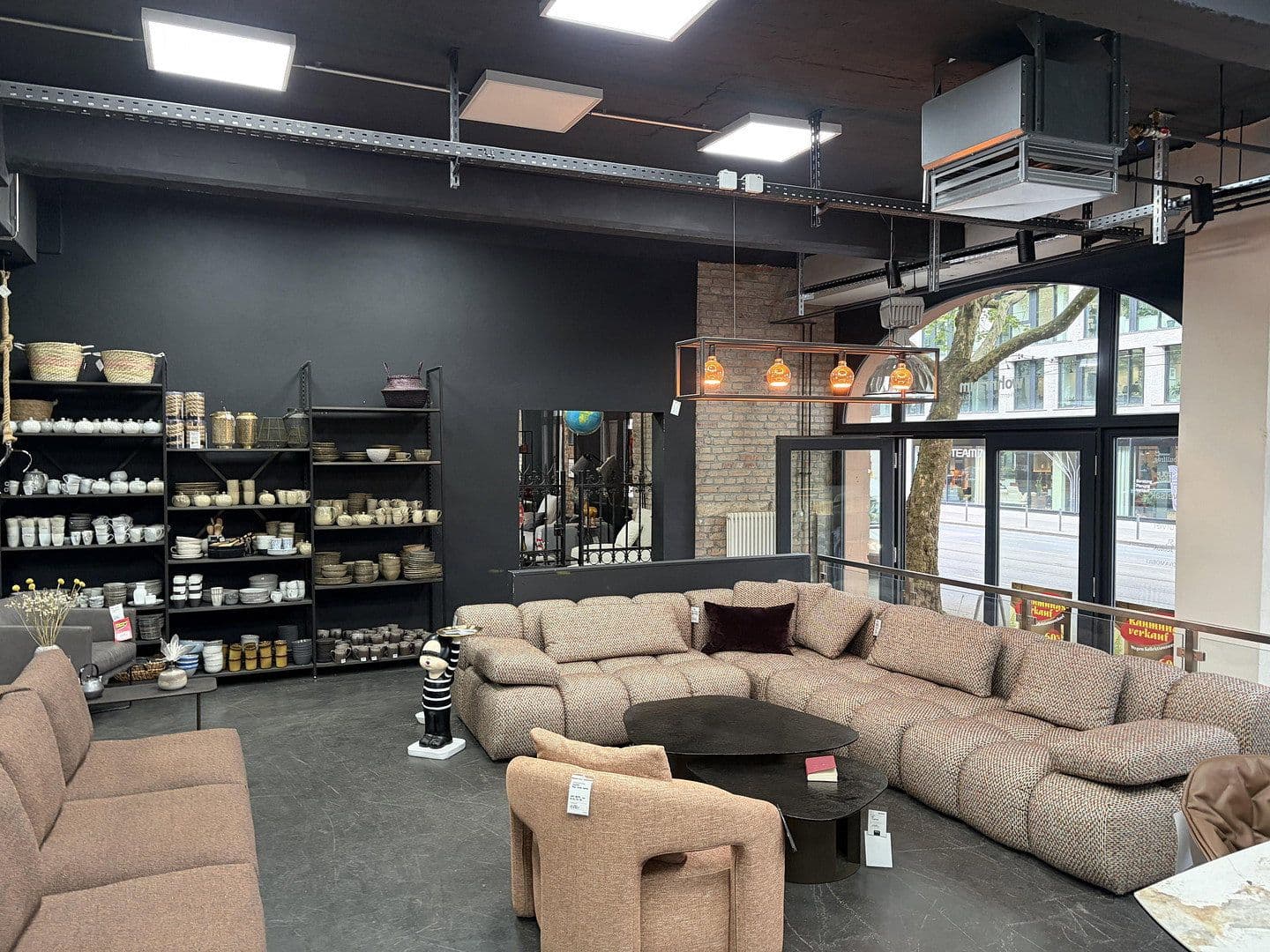 Prenájom kancelárie 994 m², Hanauer Landstraße 155-157, Frankfurt am Main, Hesensko Prenájom kancelárie 994 m², Hanauer Landstraße 155-157, Frankfurt am Main, Hesensko