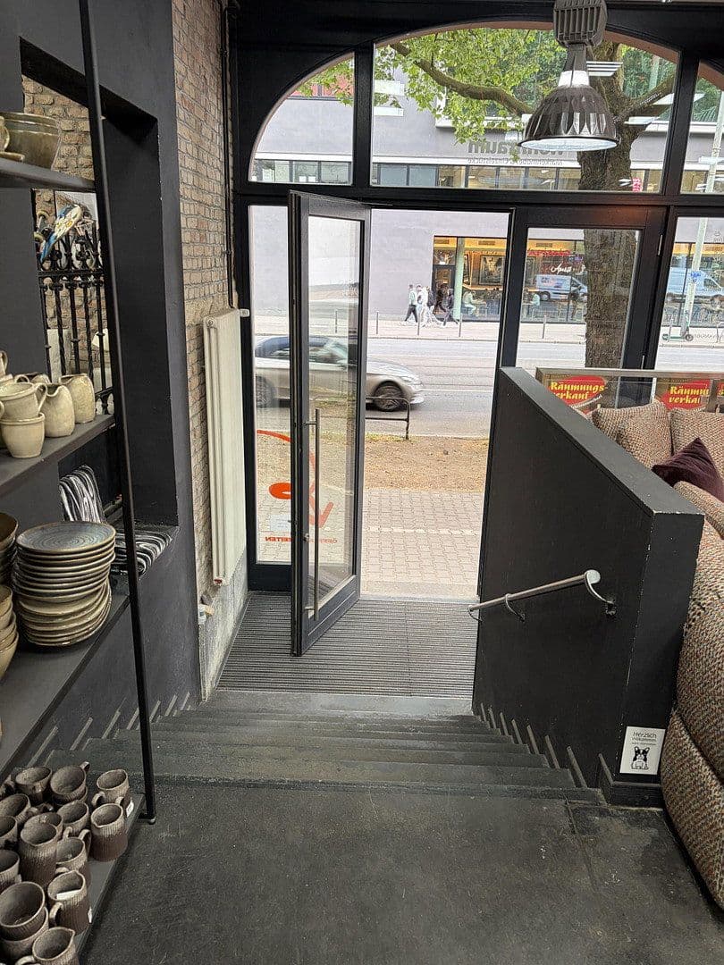 Prenájom kancelárie 994 m², Hanauer Landstraße 155-157, Frankfurt am Main, Hesensko Prenájom kancelárie 994 m², Hanauer Landstraße 155-157, Frankfurt am Main, Hesensko