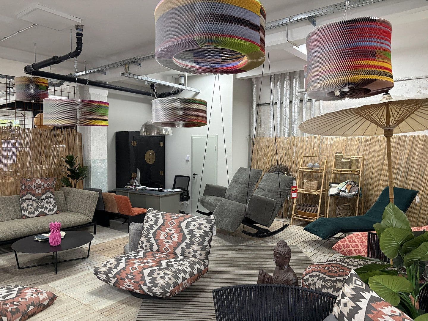 Prenájom kancelárie 994 m², Hanauer Landstraße 155-157, Frankfurt am Main, Hesensko Prenájom kancelárie 994 m², Hanauer Landstraße 155-157, Frankfurt am Main, Hesensko