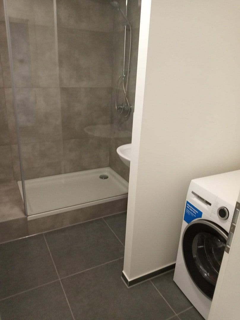 Prenájom bytu 2-izbový 66 m², Hochheim, Hesensko Prenájom bytu 2-izbový 66 m², Hochheim, Hesensko
