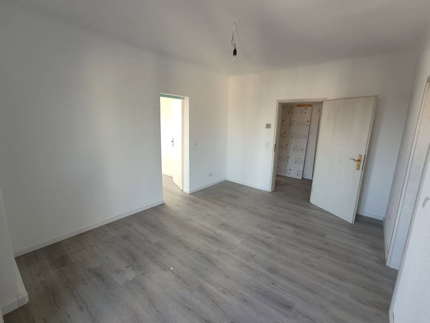 Prenájom bytu 3-izbový 62 m², Brückenstraße 55, Stuttgart, Bádensko-Wurttembersko Prenájom bytu 3-izbový 62 m², Brückenstraße 55, Stuttgart, Bádensko-Wurttembersko
