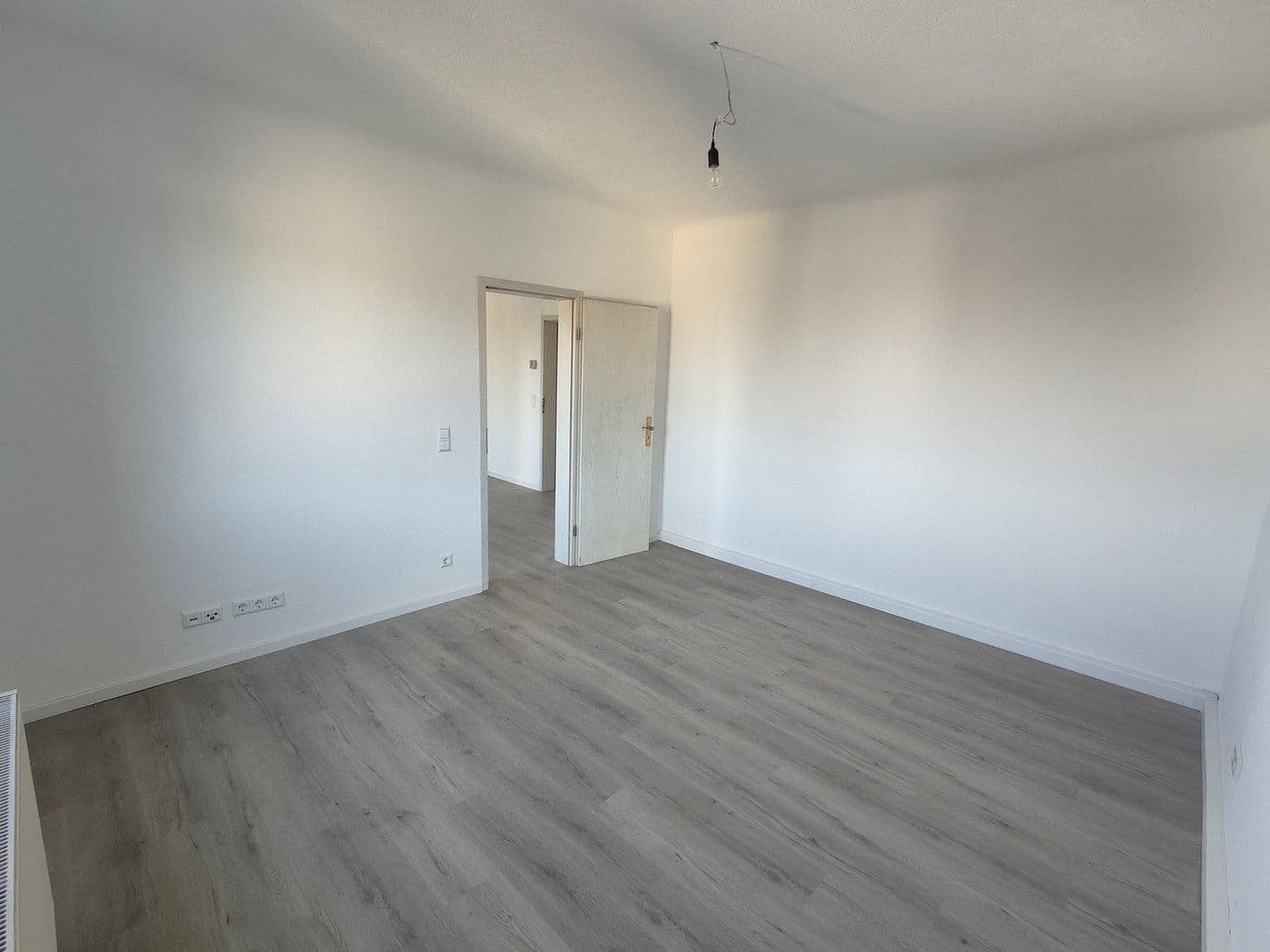 Prenájom bytu 3-izbový 62 m², Brückenstraße 55, Stuttgart, Bádensko-Wurttembersko Prenájom bytu 3-izbový 62 m², Brückenstraße 55, Stuttgart, Bádensko-Wurttembersko