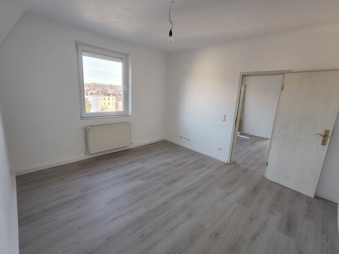Prenájom bytu 3-izbový 62 m², Brückenstraße 55, Stuttgart, Bádensko-Wurttembersko Prenájom bytu 3-izbový 62 m², Brückenstraße 55, Stuttgart, Bádensko-Wurttembersko