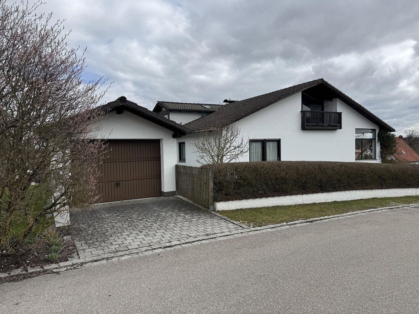 Prenájom bytu 2-izbový 67 m², Ludwigstraße 25, Gammeldorf, Bavorsko Prenájom bytu 2-izbový 67 m², Ludwigstraße 25, Gammeldorf, Bavorsko