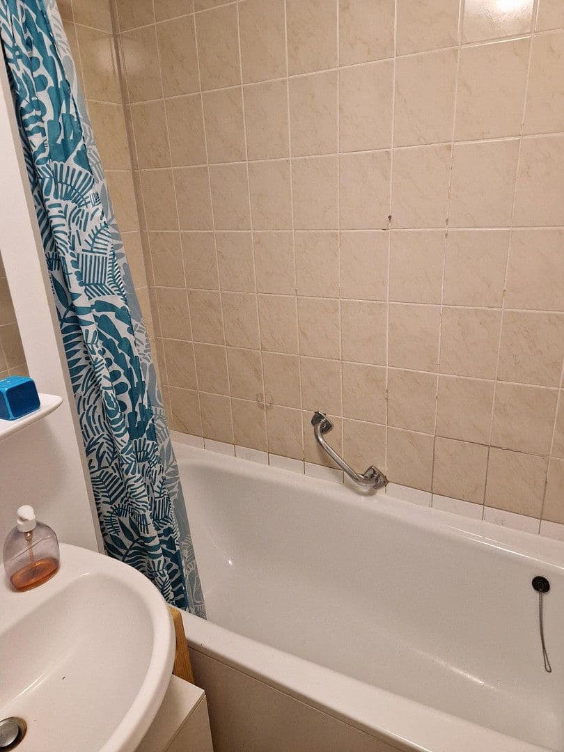 Prenájom bytu 2-izbový 49 m², Hirschstr. 36, Karlsruhe, Bádensko-Wurttembersko Prenájom bytu 2-izbový 49 m², Hirschstr. 36, Karlsruhe, Bádensko-Wurttembersko
