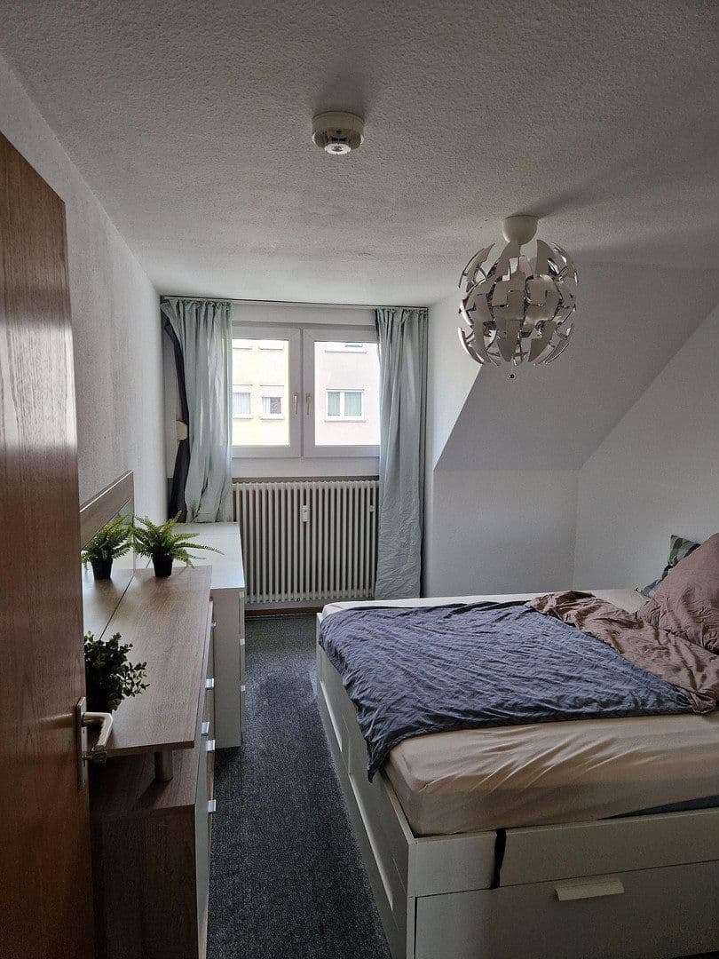 Prenájom bytu 2-izbový 49 m², Hirschstr. 36, Karlsruhe, Bádensko-Wurttembersko Prenájom bytu 2-izbový 49 m², Hirschstr. 36, Karlsruhe, Bádensko-Wurttembersko