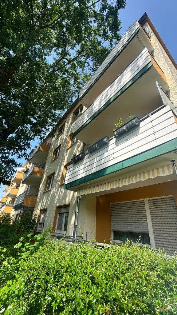 Predaj bytu 4-izbový 94 m², Niederdonker Straße 39, Düsseldorf, Severné Porýnie - Westfálsko Predaj bytu 4-izbový 94 m², Niederdonker Straße 39, Düsseldorf, Severné Porýnie - Westfálsko