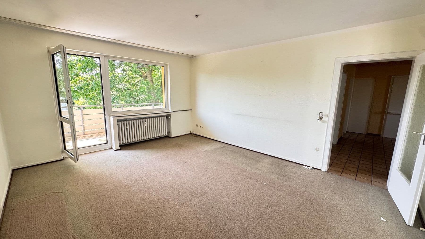 Predaj bytu 4-izbový 94 m², Niederdonker Straße 39, Düsseldorf, Severné Porýnie - Westfálsko Predaj bytu 4-izbový 94 m², Niederdonker Straße 39, Düsseldorf, Severné Porýnie - Westfálsko