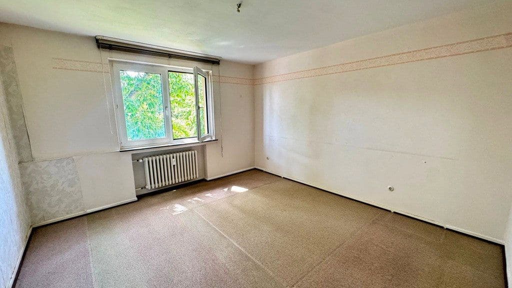 Predaj bytu 4-izbový 94 m², Niederdonker Straße 39, Düsseldorf, Severné Porýnie - Westfálsko Predaj bytu 4-izbový 94 m², Niederdonker Straße 39, Düsseldorf, Severné Porýnie - Westfálsko
