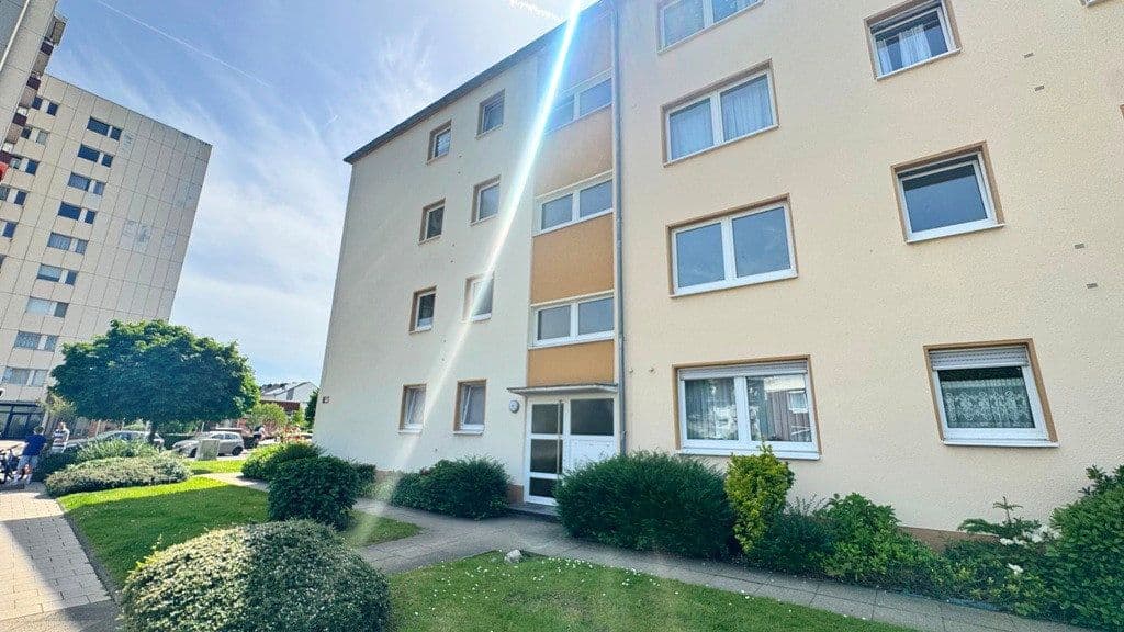 Predaj bytu 4-izbový 94 m², Niederdonker Straße 39, Düsseldorf, Severné Porýnie - Westfálsko Predaj bytu 4-izbový 94 m², Niederdonker Straße 39, Düsseldorf, Severné Porýnie - Westfálsko